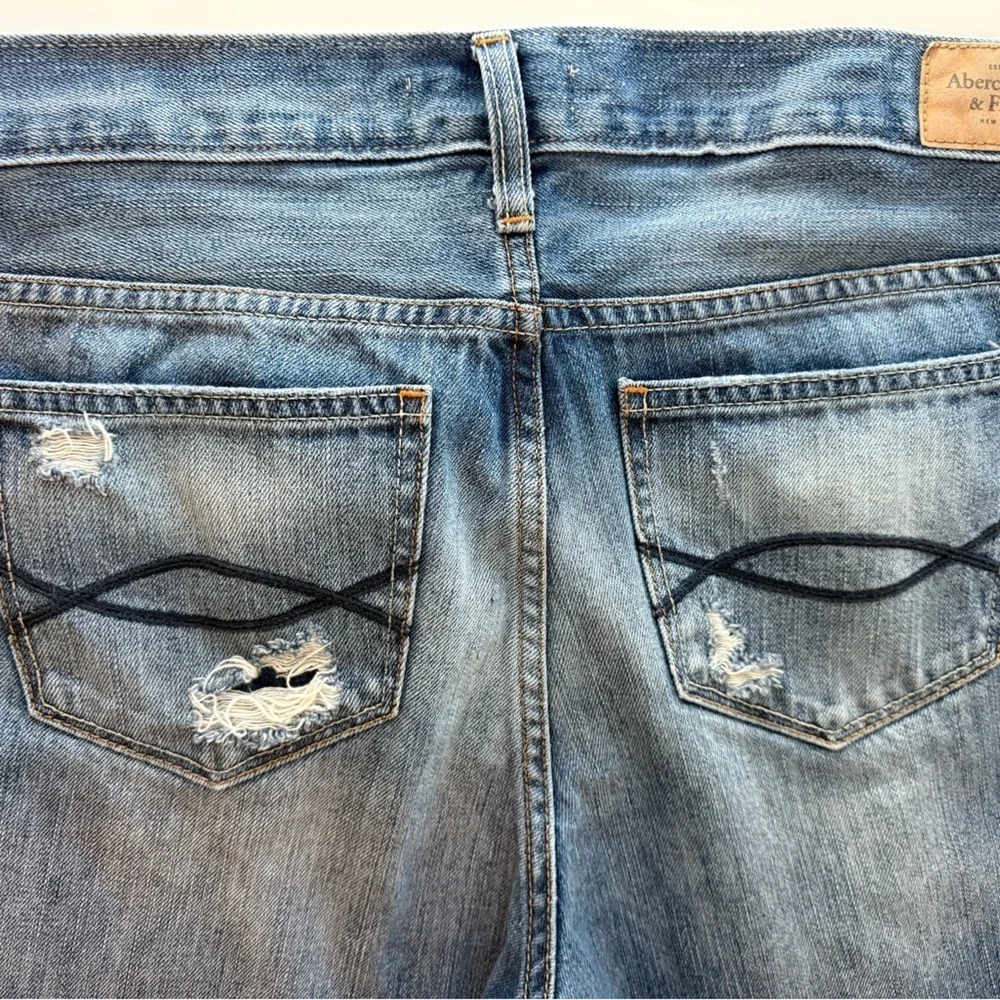 Abercrombie & Fitch Women’s Destroyed Straight Leg Jeans